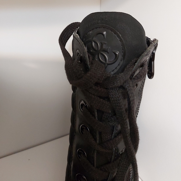 Boots Guess Size 6.5 - Picture 16 of 16